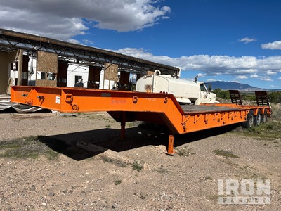 1988 MCT 100000 lb 28 ft Tri/A Equipment Trailer