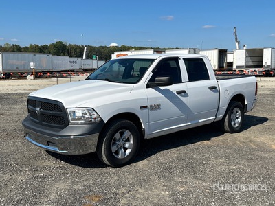 2016 Ram 1500 4x2 Crew Cab Pickup
