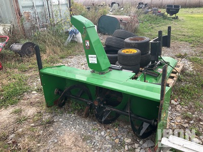 2022 John Deere 60 60 in Front Mount Snowblower Attachment - Fits Lawn Mower