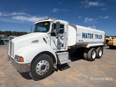 2007 Kenworth T300 4000 gal 6x4 Water Truck