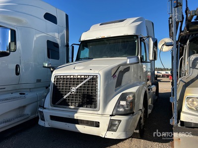 2017 Volvo VNL 6x4 Ciągnik siodłowy T/A z kabiną sypialną