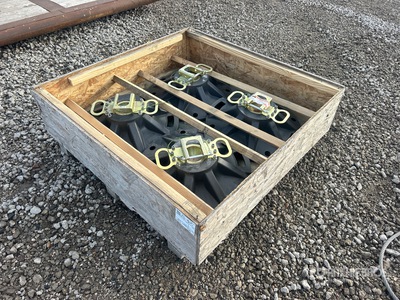 Quantity of (4) Outrigger Pads