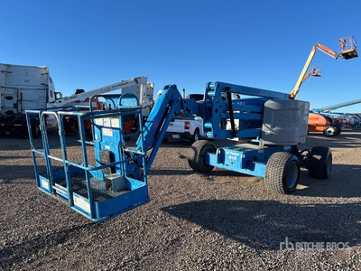 2014 Genie Z-45/25J 4WD Diesel Articulating Boom Lift