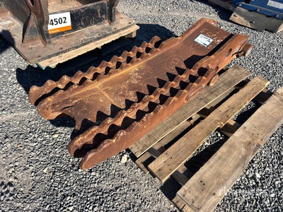 Strickland 19 in Excavator Thumb - Fits 15 to 20 ton