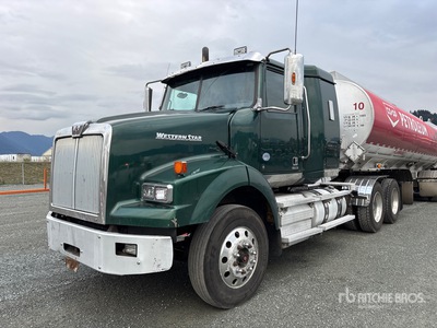 2018 Western Star 4900SB 6x4 T/A Sleeper Truck Tractor