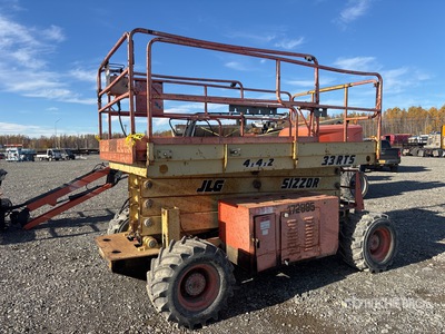 2000 JLG 33 RTS 4x4 Dual Fuel Podnośnik nożycowy