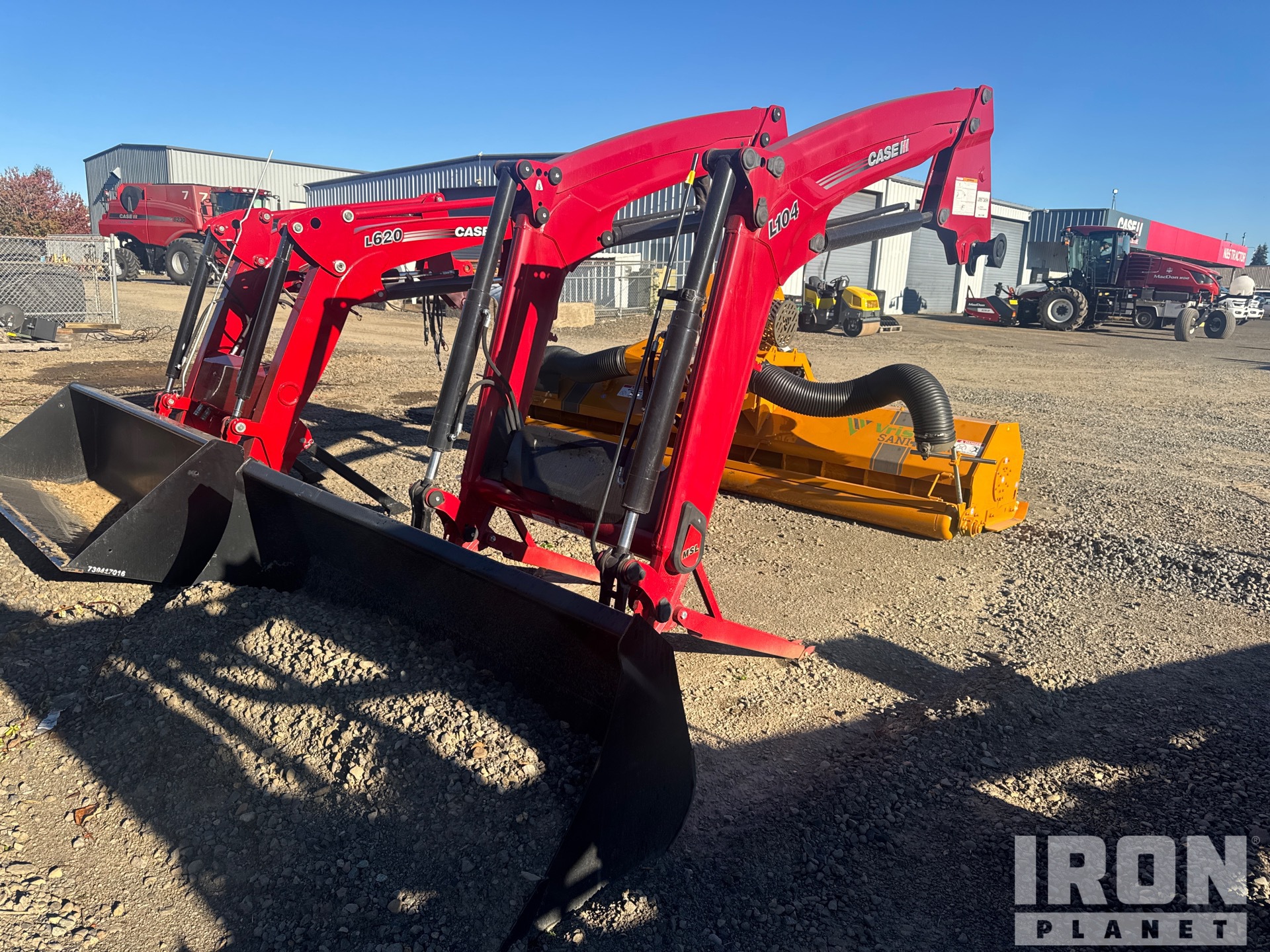 2022 Case IH L104 MSL SSL 6 ft 8 in 2-Point Front Loader Attachment