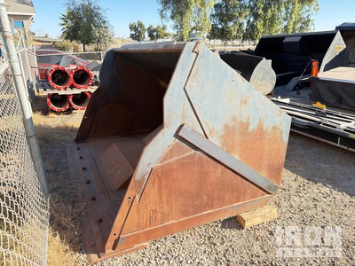 KMS 108 in High-Tip Wheel Loader Bucket