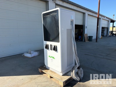 NAPA Battery Charger (Unused)