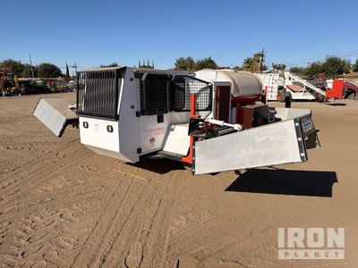 2023 Weldcraft 16 ft 4x2 Vertical Boom Orchard Strip Pulvérisateur Automoteur