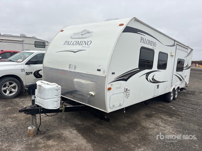 2011 Forest River Palomino 24 ft T/A トラベルトレーラー