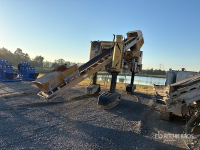 1990 Gomaco Commander III Slip Form Paver