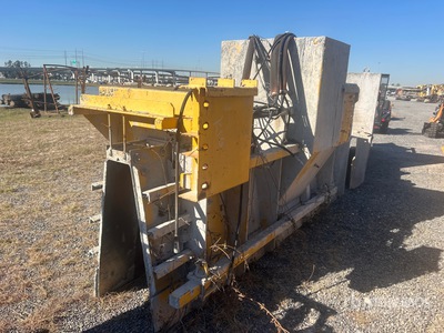 Gomaco Concrete Forms