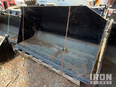 JCB 96 in Telehandler Bucket
