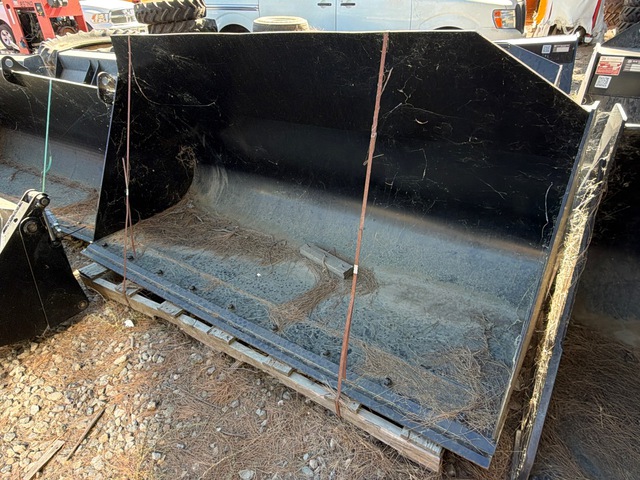 JCB 96 in Telehandler Bucket