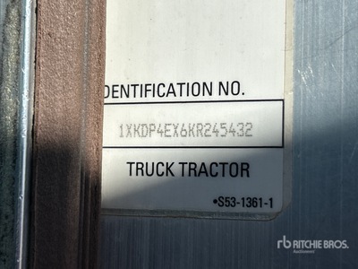 2019 Kenworth T800 6x4 T/A Sleeper Truck Tractor