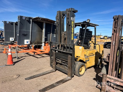 Hyster S120XLS 11700 lb Cushion Tire フォークリフト