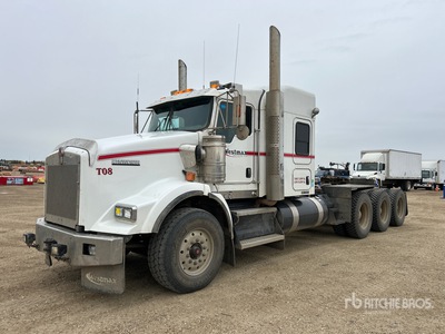 2014 Kenworth T800 8x6 Sleeper Truck Tractor