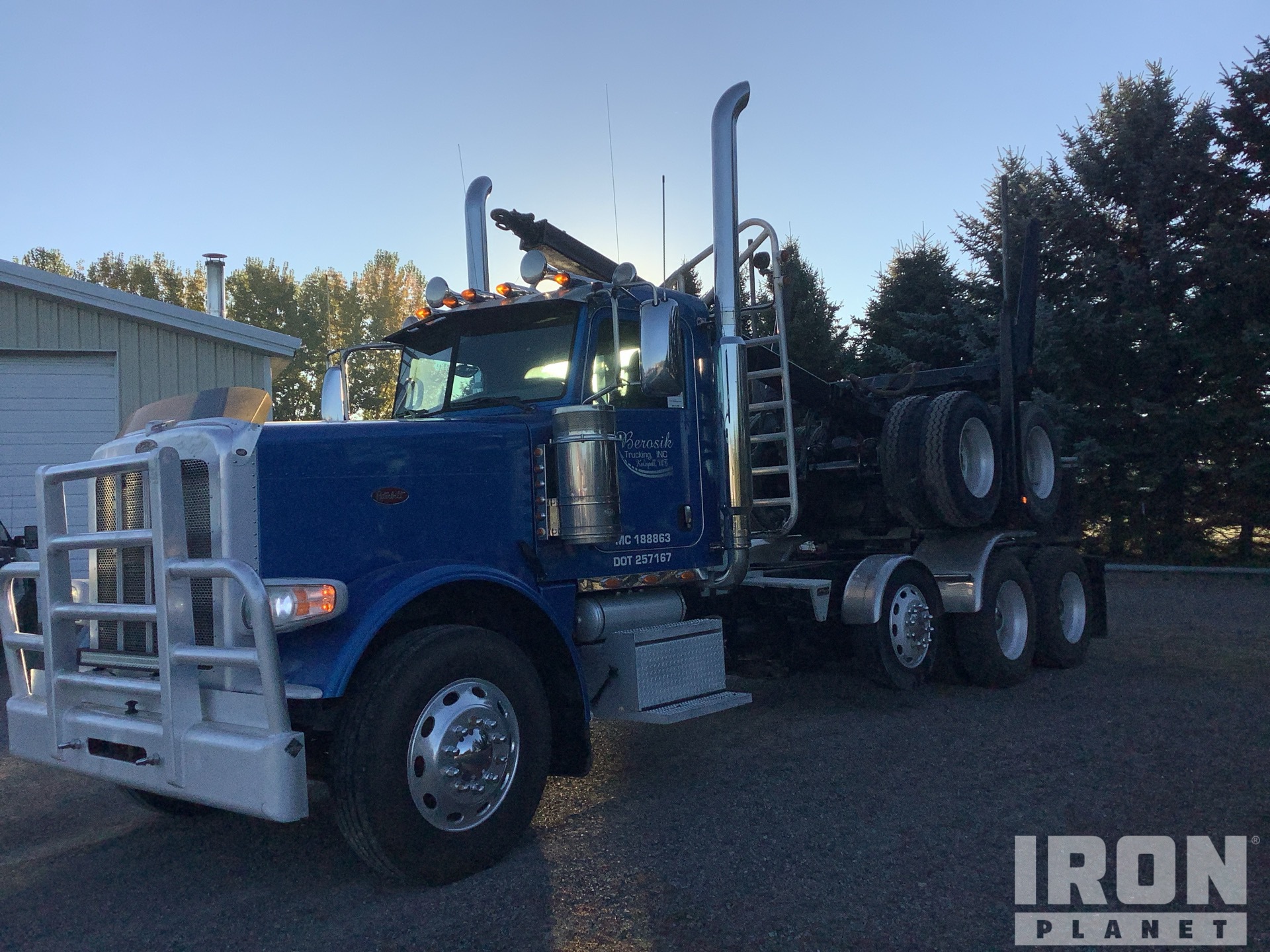 2014 Peterbilt 389 8x4 8x6 Log Truck