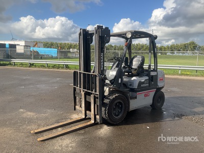 2008 Nissan YG1D2A30Q 3000 kg Forklift