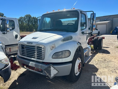 2015 Freightliner M2 106 4x2 Autocarro cabina e telaio