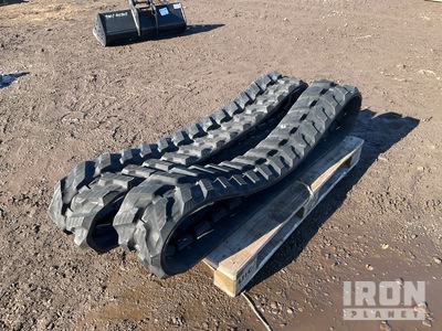 JCB Rubber 230x35x96 Tracks (Unused)