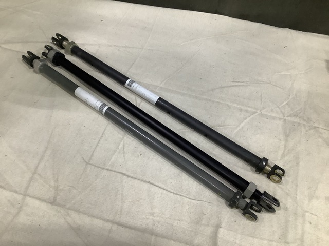 (51) D & E Tool 114S1733-6 Rigid Connecting Links