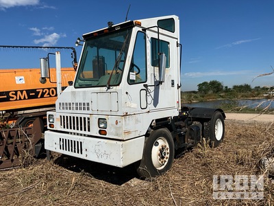 1998 Ottawa 30 4x2 Spotter Truck (Inoperable)