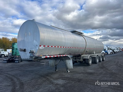 2012 Bedard 46000 46000 L Quad/A Remorque citerne