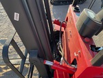 Hydraulics with Fork Positioning Cylinder (on fork carriage)