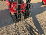 Hydraulics with Mast Lift Cylinders