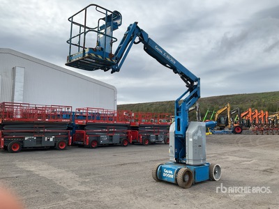 2006 Genie Z-30/20N 2WD Electric Articulating Boom Lift