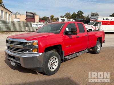 Chevrolet 3500 4x4 Crew Cab ピックアップ