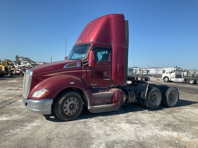 2020 Kenworth T880 6x4 Cabeza Tractora Cabina Corta