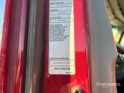 2020 Kenworth T880 6x4 Ciągnik siodłowy T/A z kabiną dzienną