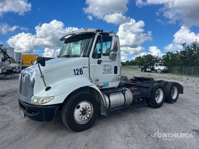 2012 International 8600 6x4 Cabeza Tractora Cabina Corta
