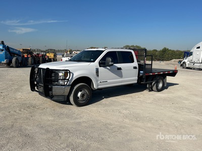 2019 Ford F-350 XL 4x4 Crew Cab Camion à Plateau