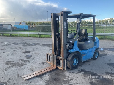 2004 Toyota 02-7FDF25 2500 kg Forklift