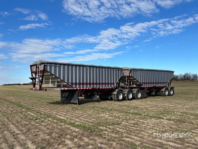 2014 Doepker 28 ft Tri/A Super B-Train Lead Grain Trailer