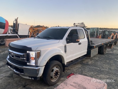 2019 Ford F-550 4x4 Extended Cab Portavheiculos