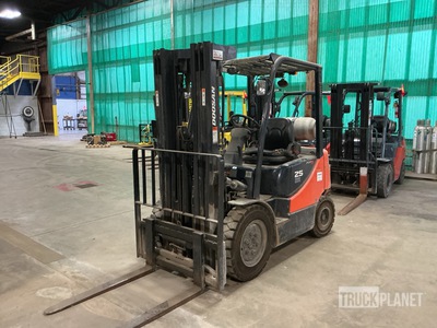 2017 Doosan G25P-5 Forklift