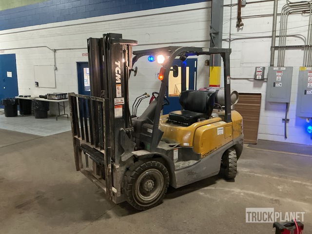 2015 TCM FG25T3 Forklift