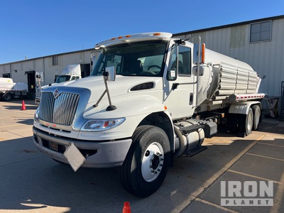 2017 International 7400 6x4 Tanker Truck