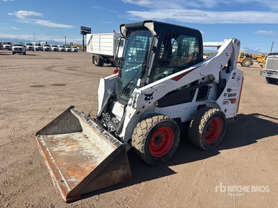 2014 Bobcat S590 Ładowarka o sterowaniu burtowym