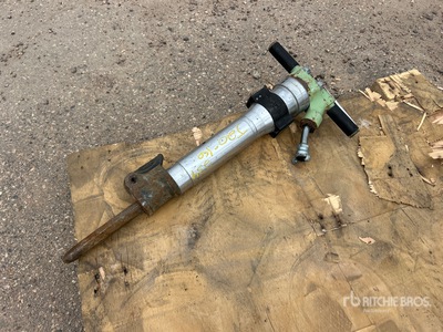 2018 Sullair MPB60A Pneumatic 60 lb Paving Demolition Breaker
