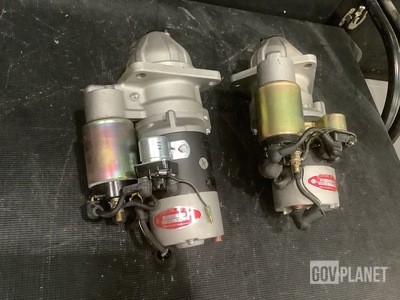 (4) Hitachi S25-142E Engine Starters