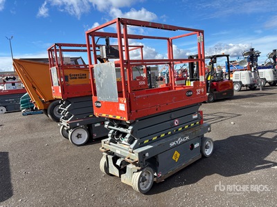 2016 Skyjack SJ3219 Electric Scissor Lift