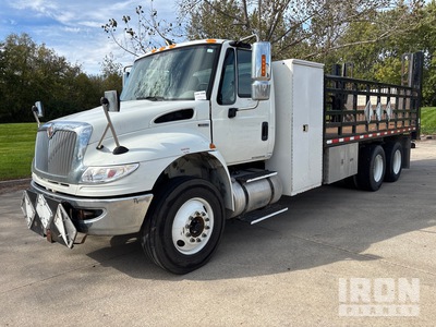 2015 International DuraStar 4400 6x4 6x4 Cylinder Route Truck Ciężarówka z płaską platformą