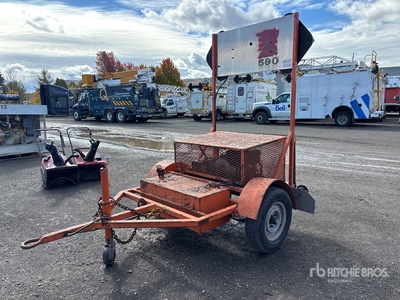 1994 EL300AR Arrow Board