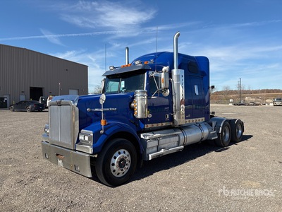 2020 Western Star 4900SA 6x4 T/A Sleeper Truck Tractor